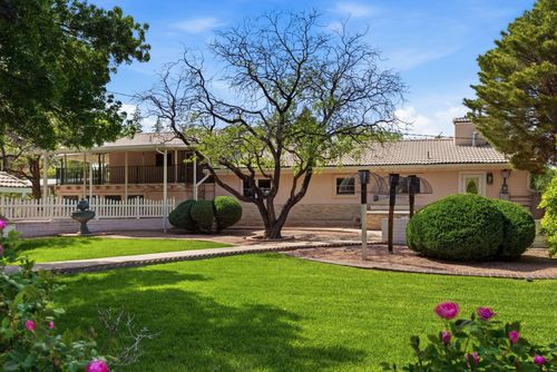 10020 Loretta Dr Nw, Albuquerque, NM, 87114-8806 | Card Image