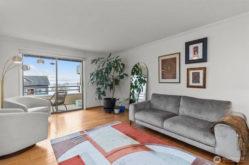 apt-303-4222 Beach Dr Sw, Seattle, WA, 98116-3599 | Card Image
