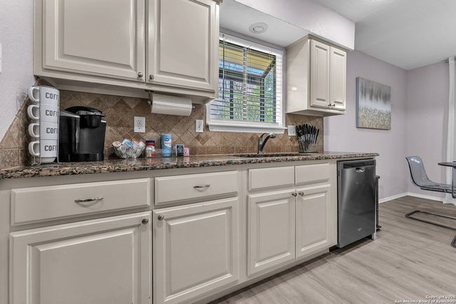 139 Navajo Cir, House other with 3 bedrooms, 1 bathrooms and null parking in Cibolo TX | Image 14