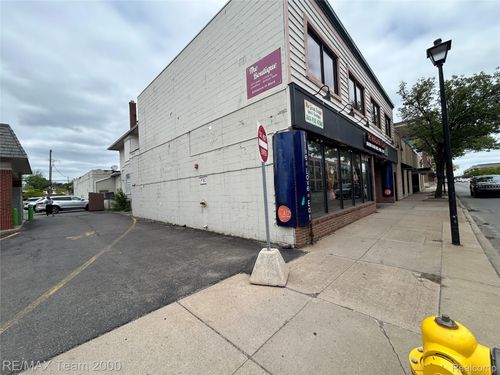 22266 Michigan Ave, Dearborn, MI, 48124-2237 | Card Image