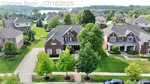 24817 Mallard Trail Ln, Novi, MI, 48374-3173 | Card Image