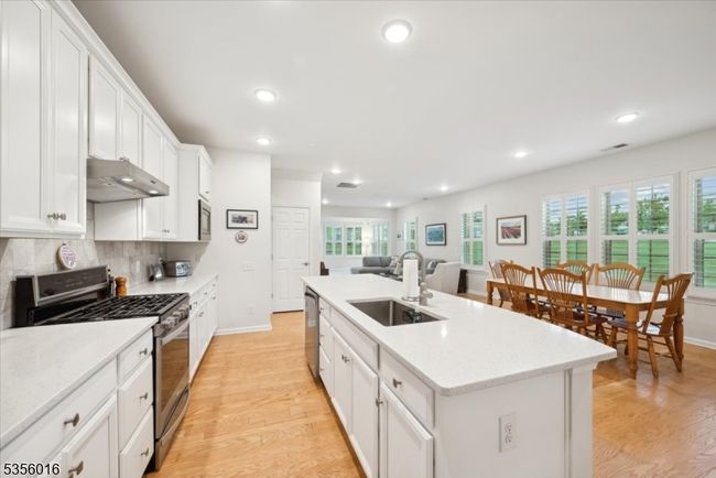 2 Farella Rd, Townhouse with 2 bedrooms, 2 bathrooms and null parking in Flemington NJ | Image 11