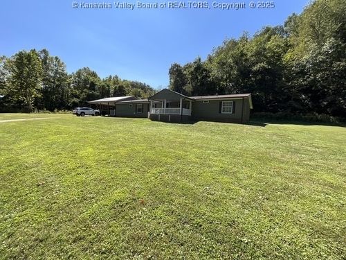 2316 Arbuckle Creek Rd, Leon, WV, 25123-8826 | Card Image