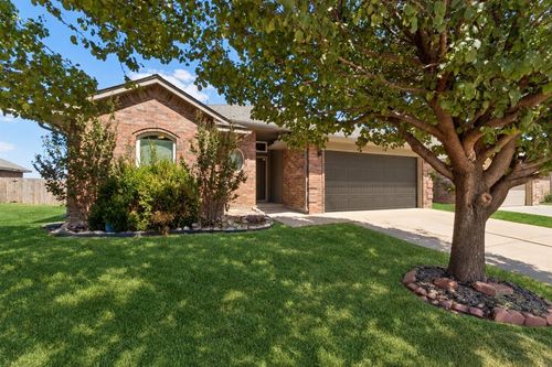 18220 Scarborough Drive, Edmond, OK, 73012 | Card Image