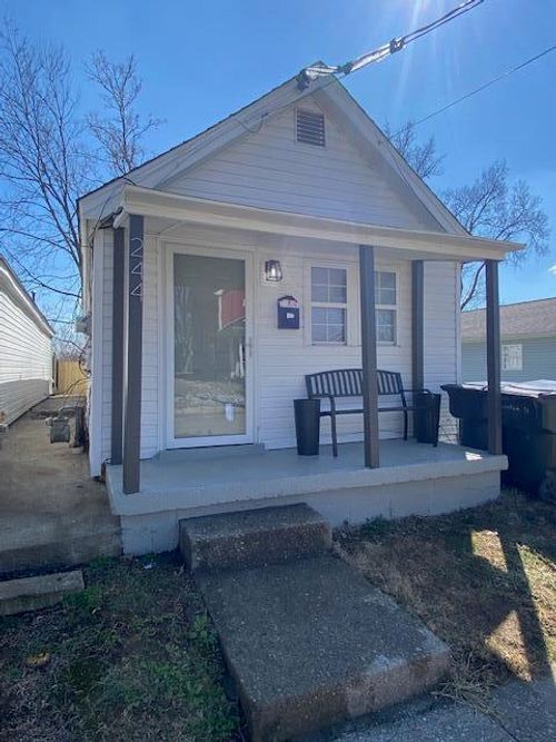 244 Warnock St, Lexington, KY, 40508-1665 | Card Image