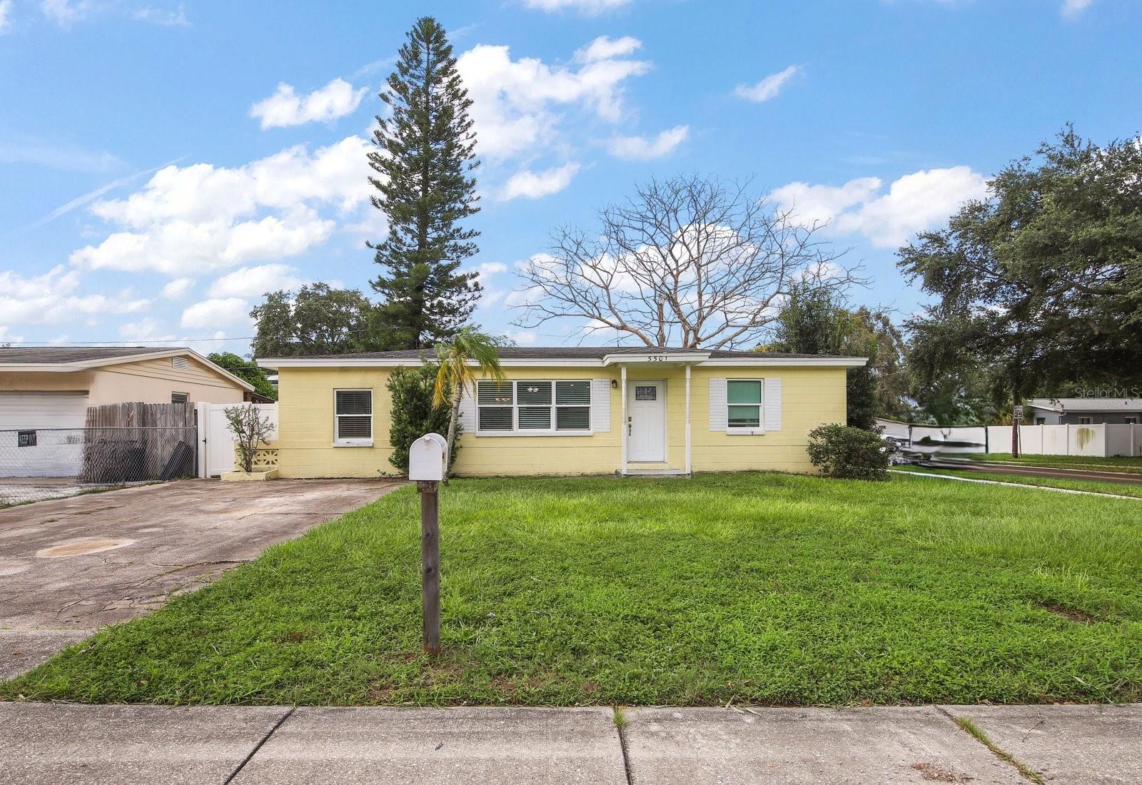 82nd Ave, Pinellas Park, FL 33781