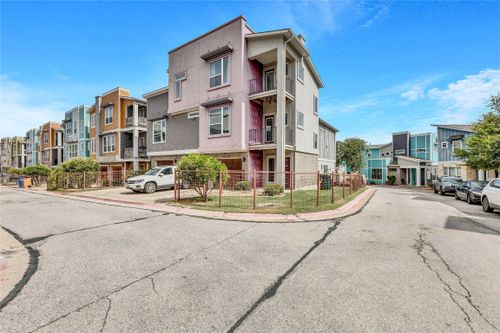 2016 Dinsdale Ln, Austin, TX, 78741-7091 | Card Image