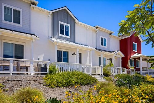3872 Righetti Ranch Rd, San Luis Obispo, CA, 93401-6295 | Card Image