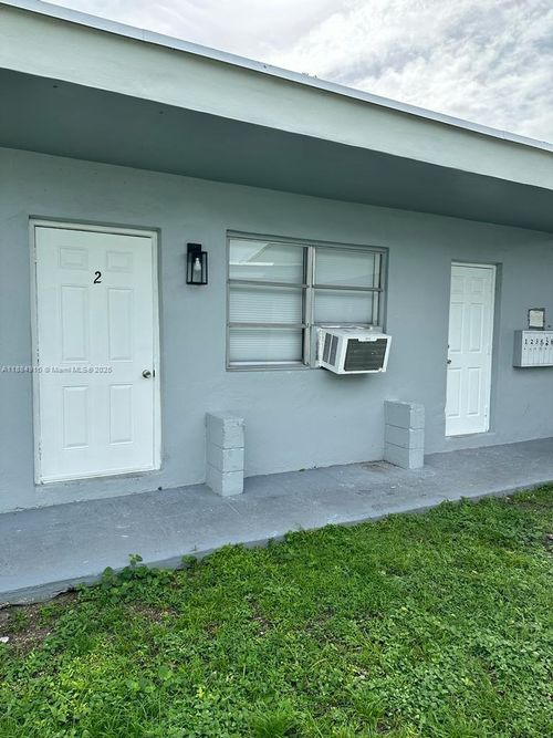apt-2-6025 Polk St, Hollywood, FL, 33024-7958 | Card Image