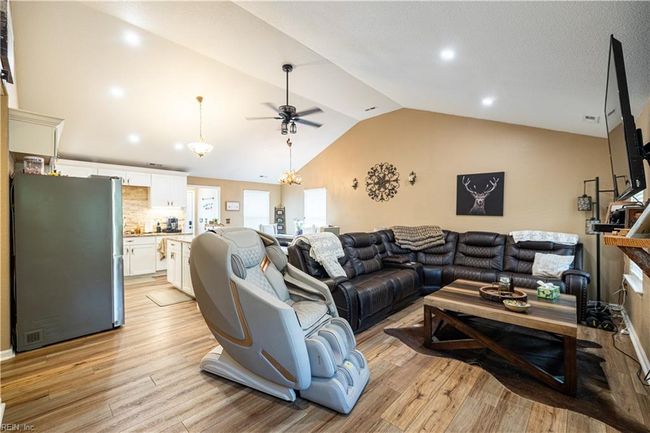 14387 Tucker Swamp Rd, House other with 4 bedrooms, 3 bathrooms and null parking in Zuni VA | Image 6