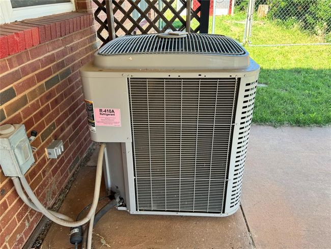 Details featuring central AC | Image 5