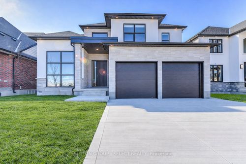 102 Silver Maple Cir, Thorndale, ON, N0M2P0 | Card Image