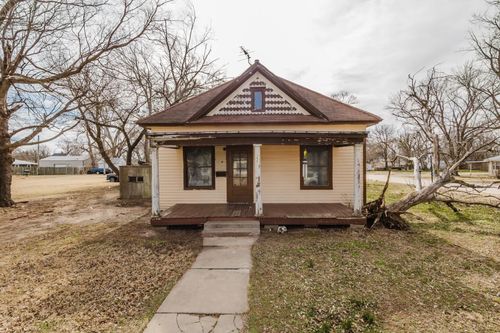 221 W 16th St, Harper, KS, 67058-1520 | Card Image