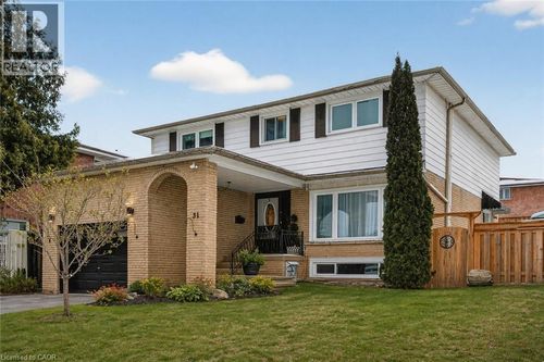 31 Maynard St, Hamilton, ON, L9B1R9 | Card Image