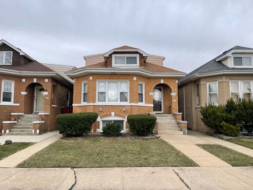 1-5327 W Wolfram St, Chicago, IL, 60641-4929 | Card Image