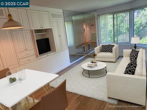 apt-632-240 Lombard St, San Francisco, CA, 94111-1162 | Card Image