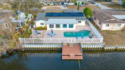 1822 Winchester Rd N, St Petersburg, FL, 33710-4937 | Card Image