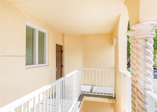 unit-200-2908 Se 17th Ave, Homestead, FL, 33035-2523 | Card Image