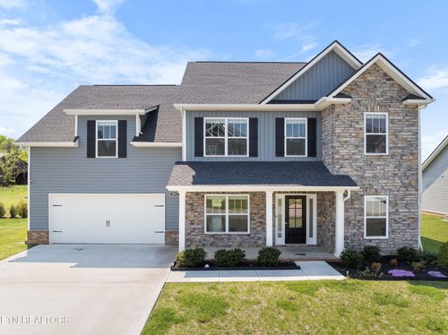 2013 Farm Blvd, Sevierville, TN, 37876-5009 | Card Image