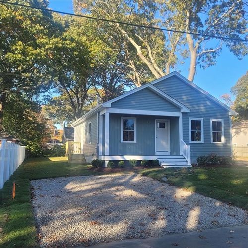 125 Brush Neck Avenue, Warwick, RI, 02889 | Card Image