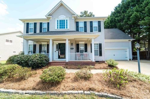 6025 Fording Creek Ln, Kernersville, NC, 27284-6348 | Card Image