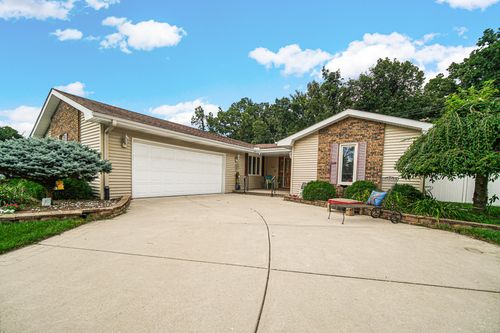 1012 Seneca Dr, Crown Point, IN, 46307 | Card Image