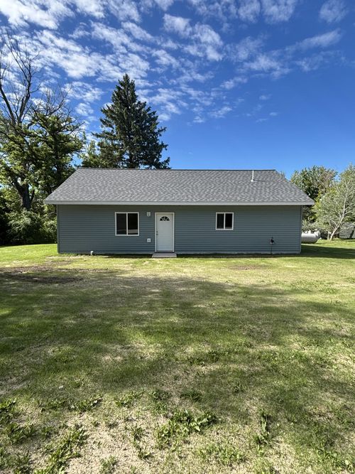 125 2nd St Sw, Akeley, MN, 56433-8006 | Card Image