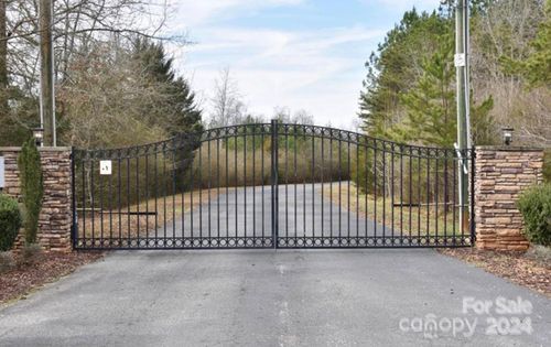 108 Cranberry Lane, Mooresboro, NC, 28114 | Card Image