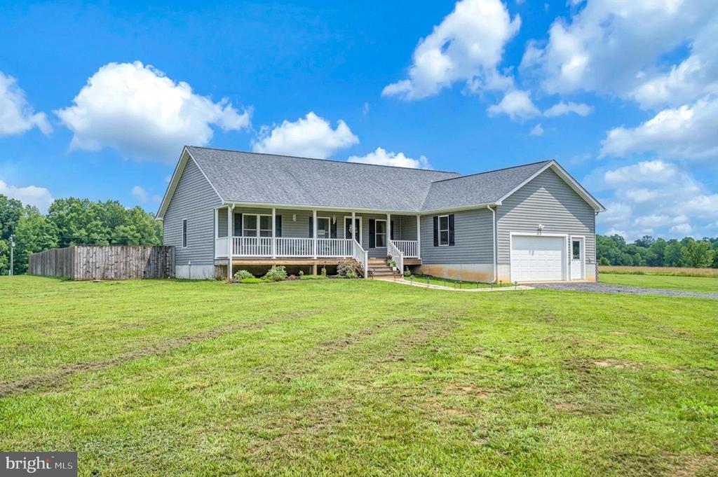 Residential in RHOADESVILLE 4