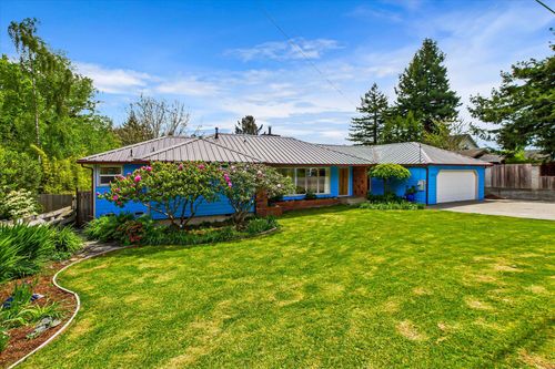 1854 Golf Course Rd, Bayside, CA, 95524-9322 | Card Image