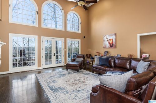 245 Rome Beauty Cir, Oxford, AL, 36203-4861 | Card Image