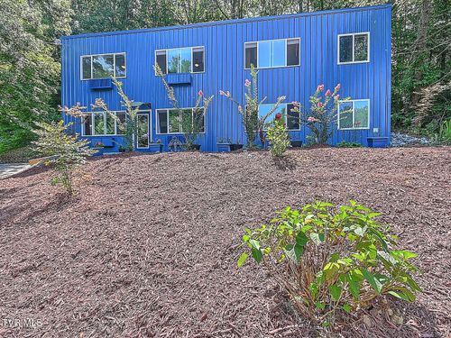 3 Overlook Ct, Johnson City, TN, 37604-7701 | Card Image