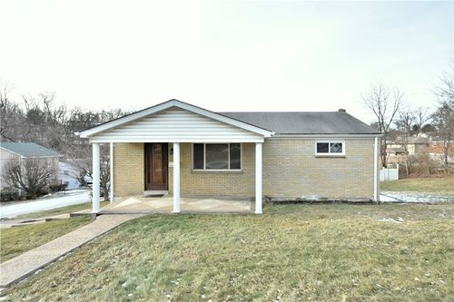 1549 Roosevelt Ave, South Park, PA, 15129-9637 | Card Image