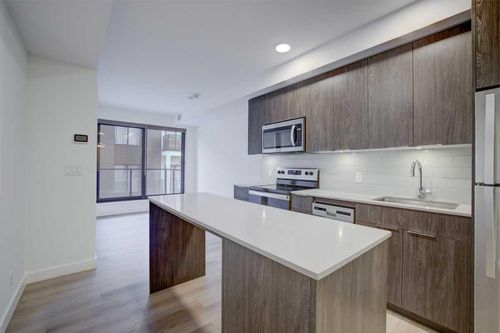 203-123 4 St Ne, Calgary, AB, T2E8K3 | Card Image