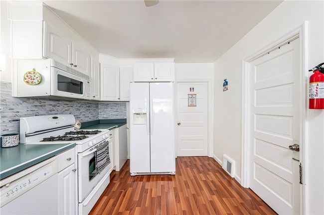 2216 Keystone Ave, House other with 3 bedrooms, 2 bathrooms and 1 parking in Hempfield Twp - WML PA | Image 31