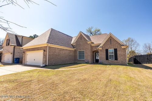 6067 Arnold Palmer Cv, Olive Branch, MS, 38654-2336 | Card Image