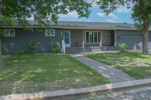 421 Western Ave N, Brooten, MN, 56316-4667 | Card Image