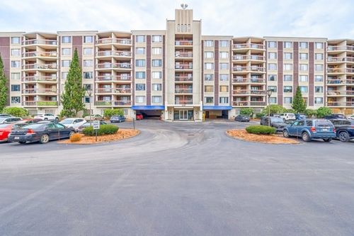 unit-621-1550 Worcester Rd, Framingham, MA, 01702-8989 | Card Image