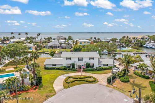 1790 Bay Shore Dr, Cocoa Beach, FL, 32931-2314 | Card Image