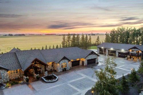 32244 Hwy 2a, Rural Mountain View County, AB, T4H1M8 | Card Image