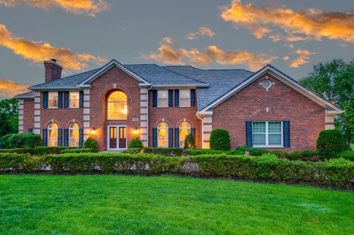 4461 Kettering Dr, Long Grove, IL, 60047-5204 | Card Image