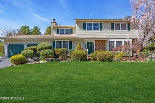 4 Chesley Ct, Morganville, NJ, 07751-1320 | Card Image