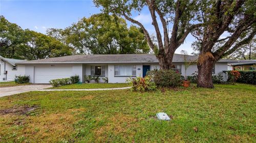 821 Pennsylvania Ave, ALTAMONTE SPRINGS, FL, 32701-6416 | Card Image