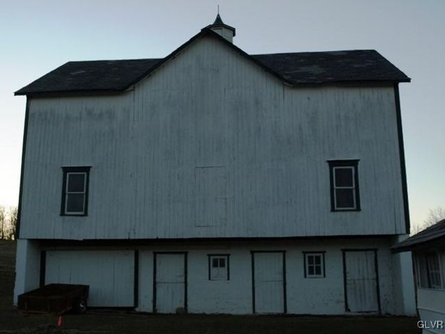 1214 Clearview Rd, Home with 4 bedrooms, 3 bathrooms and null parking in Coplay PA | Image 16