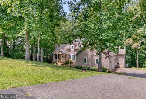 3480 Southampton Dr, JEFFERSONTON, VA, 22724-1748 | Card Image
