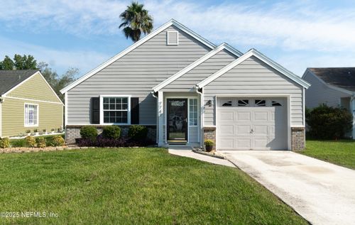 7747 Coatbridge Ln N, Jacksonville, FL, 32244-5533 | Card Image