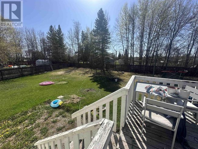 404 Vanderview Dr, House other with 6 bedrooms, 2 bathrooms and null parking in Vanderhoof BC | Image 8