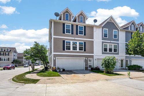 3020 Sw Sharmin Ln, Ankeny, IA, 50023-8932 | Card Image