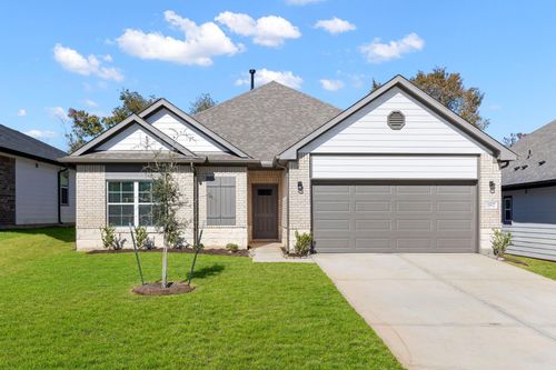 11832 Whirlaway Dr, Willis, TX, 77318 | Card Image