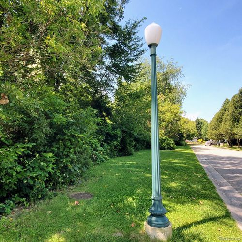 612 Carriage Way, Davison, MI, 48423-1490 | Card Image